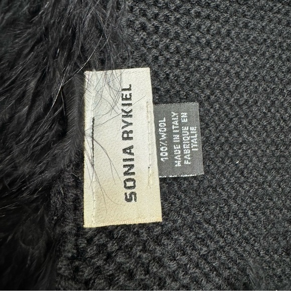 Sonia Rykiel black 100% wool scarf with feathers - Picture 7 of 9